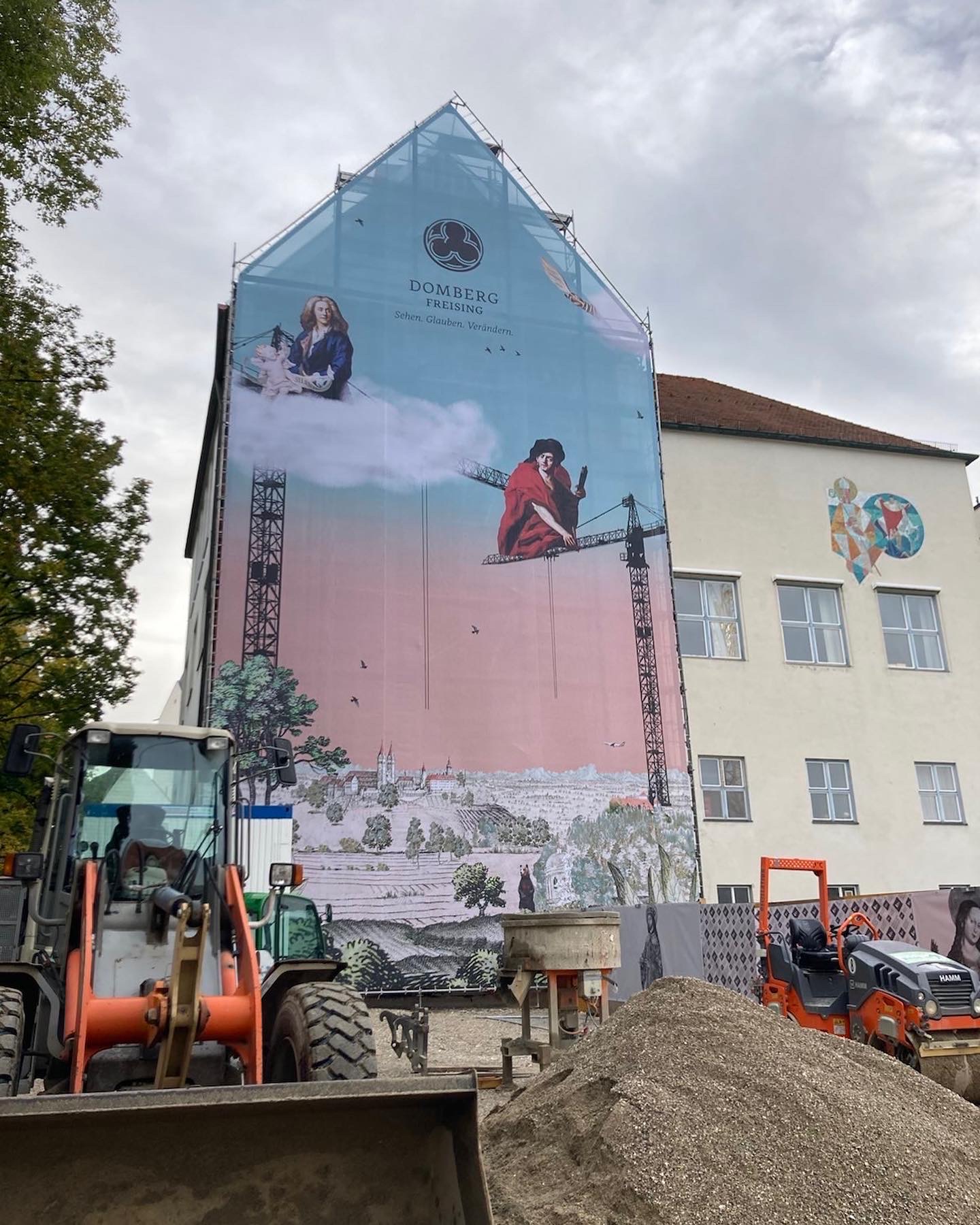 0A0DBFA3-011D-48CF-A35A-986F4E59387C